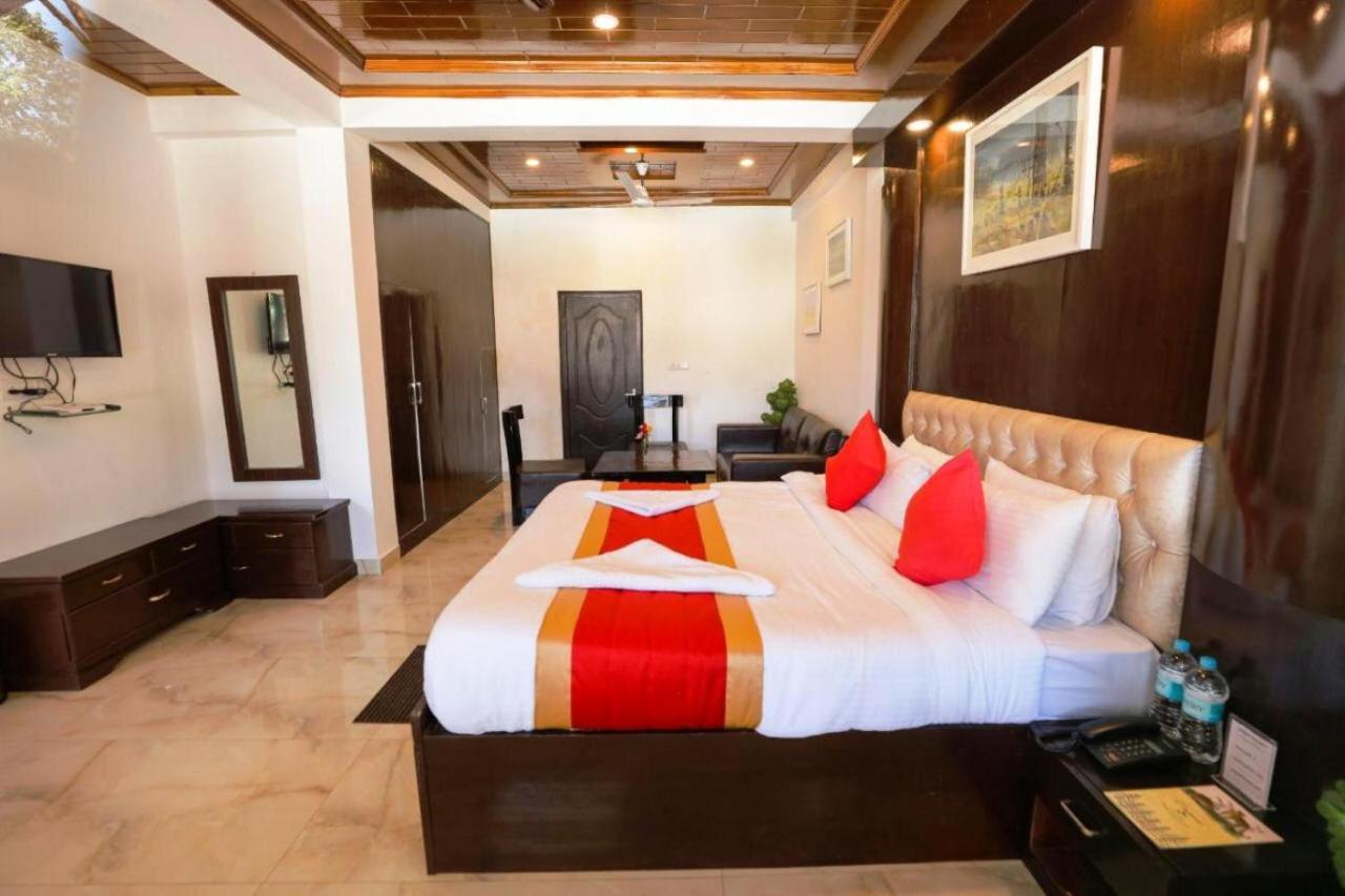 Surbee Resort Mussoorie Buitenkant foto