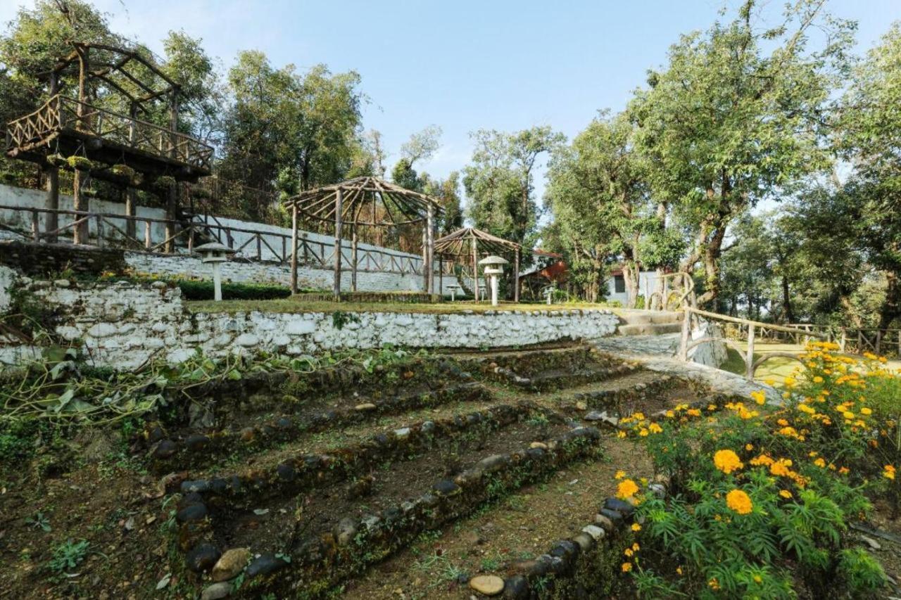 Surbee Resort Mussoorie Buitenkant foto