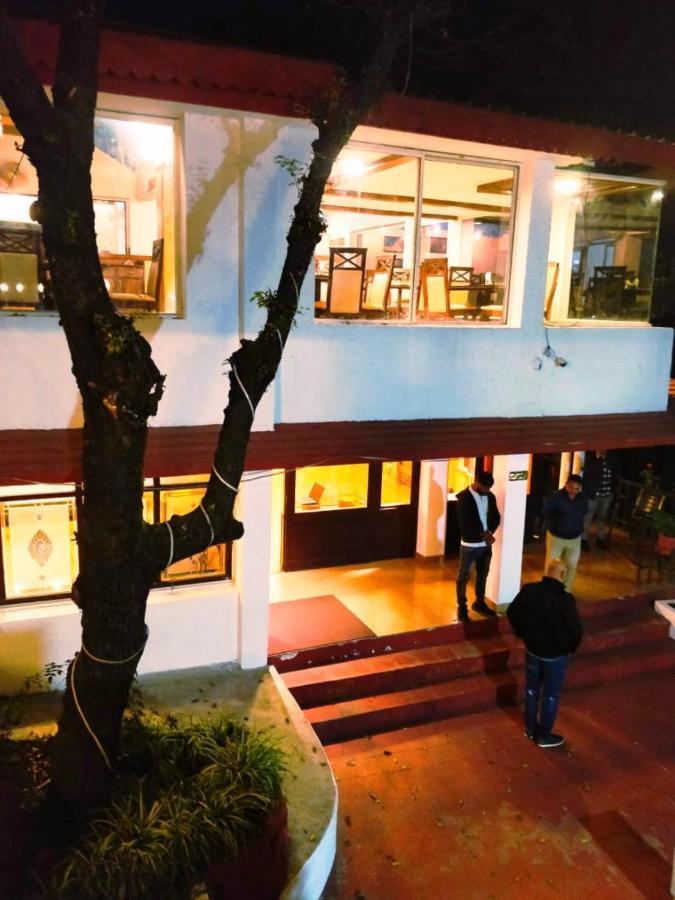 Surbee Resort Mussoorie Buitenkant foto