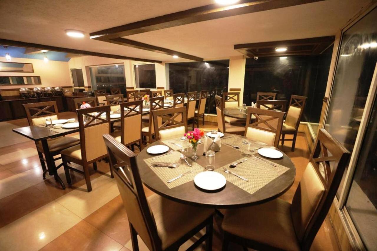 Surbee Resort Mussoorie Buitenkant foto